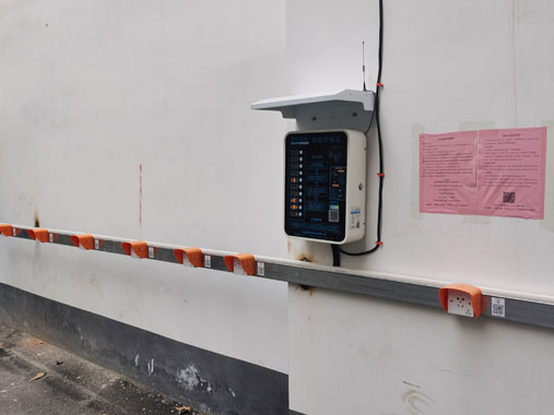 安率刷卡+扫码充电座工程案例